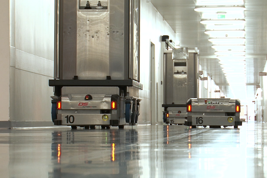 Carey spin mobiler Roboter /AGV für den Krankenhausbetrieb von DS Automotion GmbH